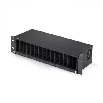 StarTech.com 15-Slot Media Chassis z 4-zatokowym magazynem SATA RAID, USB 3.0, zgodny z TAA