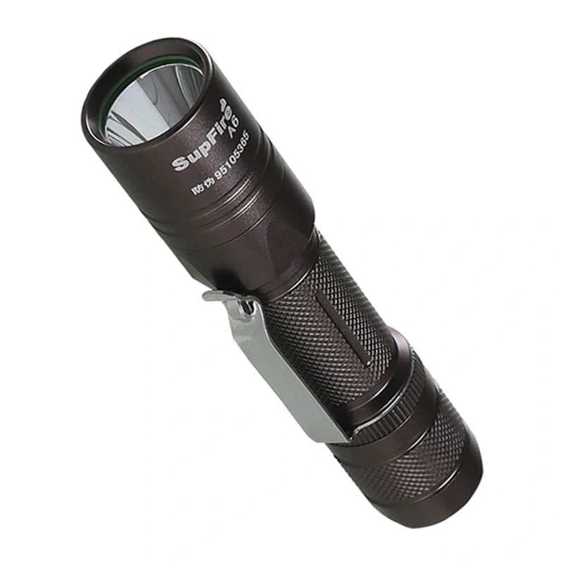 Latarka SUPERFIRE A6 - 1200 lumenów, dioda P50 LED, zasięg 280 m, ładowanie USB, regulacja ogniskowej, IP44