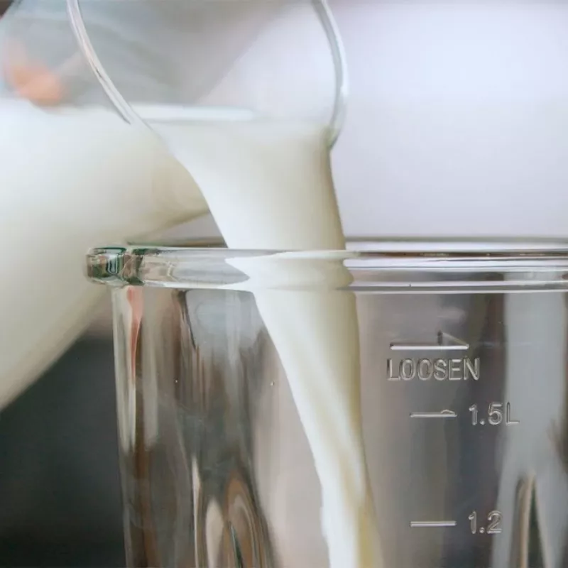 Blender kielichowy Taurus OPTIMA GO 1500, szklany dzbanek 1,5 l, 1500 W, 6 ostrzy ze stali nierdzewnej, regulacja prędkości, puls, kruszenie lodu, czarny/srebrny