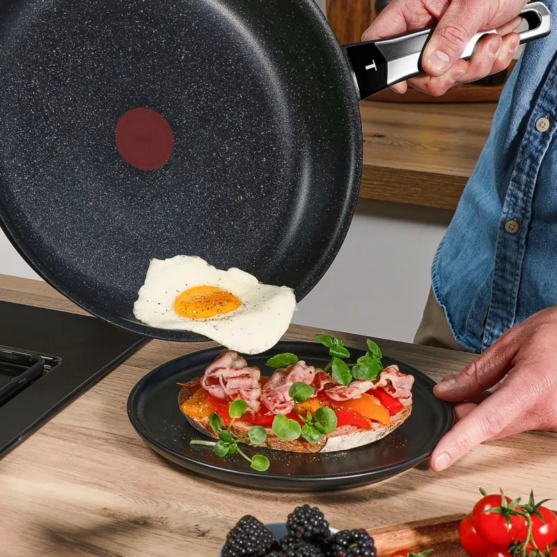 Tefal Expertise Plus 24 cm Patelnia nieprzywierająca z wskaźnikiem Thermo-Spot