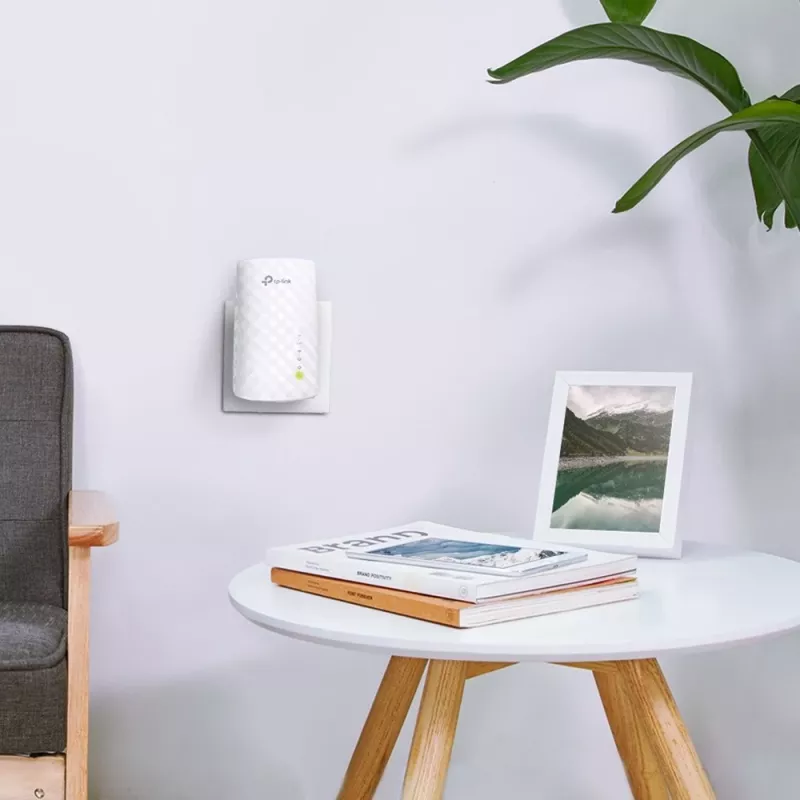 TP-Link AC750 Wzmacniacz zasięgu Wi-Fi RE200 - Dwuzakresowy wzmacniacz sygnału do gniazdka, 1 port Ethernet, WPS, tryb punktu dostępowego