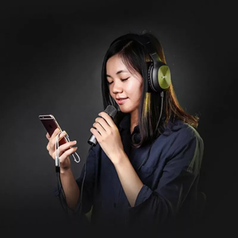 UGREEN AV134 kabel rozdzielający audio Y 3,5 mm 20cm biały