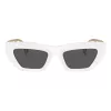 VERSACE VE4432U40187 Damskie okulary przeciwsłoneczne Cat Eye - czarna oprawka acetatowa, szare soczewki poliwęglanowe, ochrona UV400