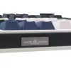 White Shark EXCALIBUR-W Mechaniczna klawiatura gamingowa, układ 75%, KTT Wine Red Hot-Swap, podświetlenie RGB per-klawisz, przewodowa, biała