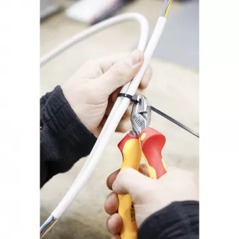 Wiha 43458 Profesjonalny elektryczny przecinak boczny 200 mm, izolowany VDE, czerwono-żółty