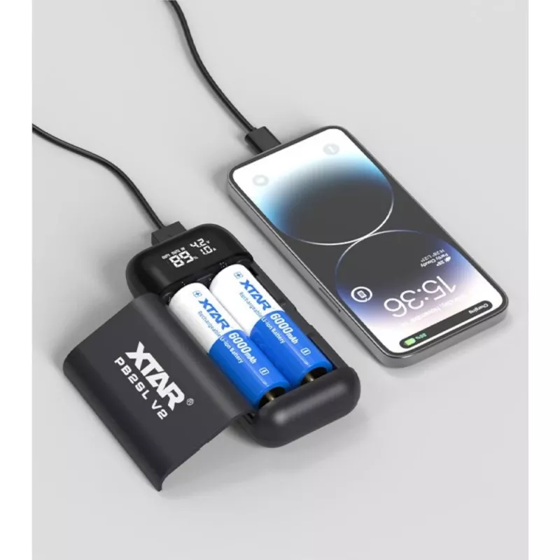 XTAR PB2SLV2 ładowarka do akumulatorów 18650 i power bank z USB-C PD3.0 i QC3.0